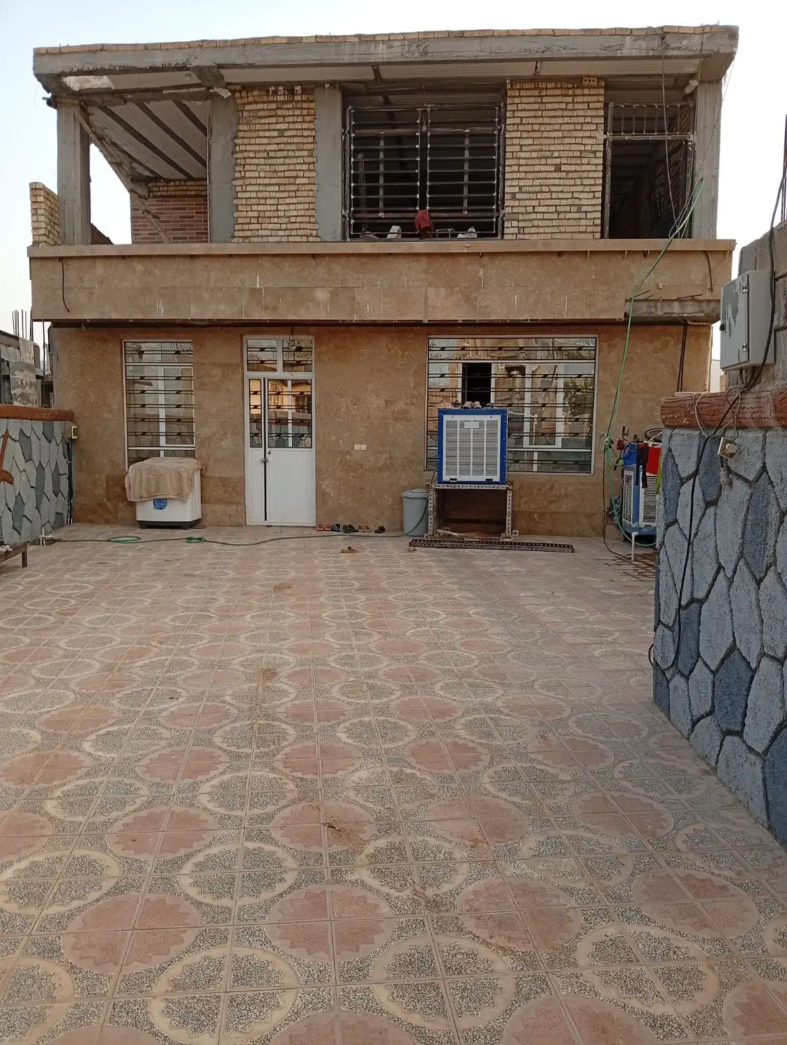 اجاره خانه طبقه اول در شرف آباد
