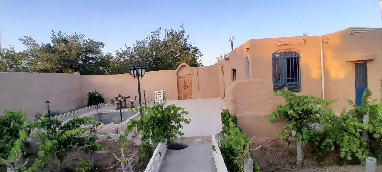 باغ ویلا سنتی چناران