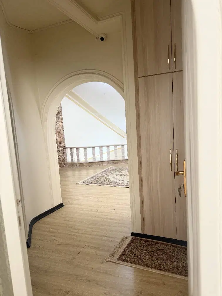 فروش ساختمان یک سرویس واقع در ایثار