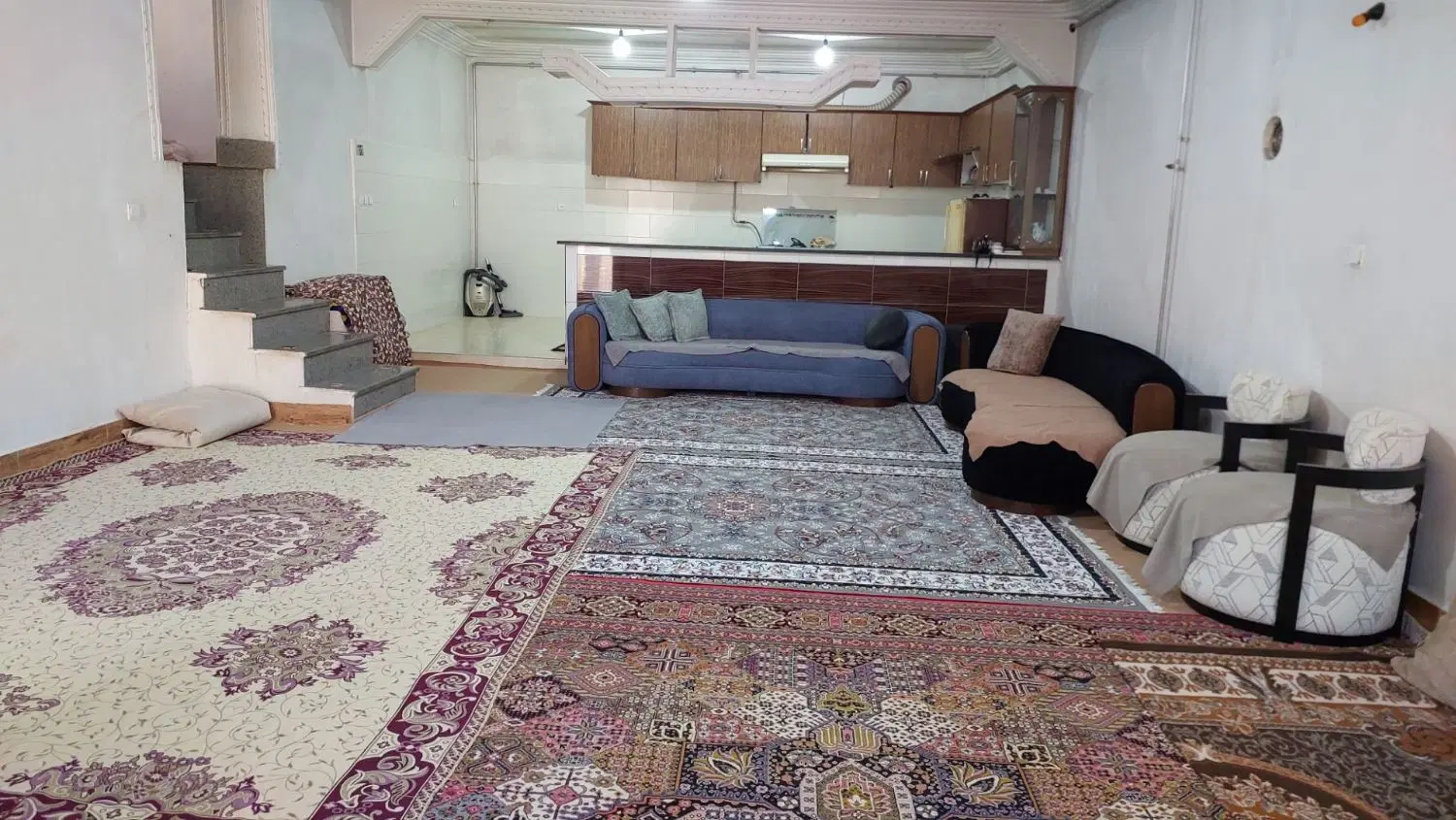 خانه مسکونی دارای سند شش دانگ