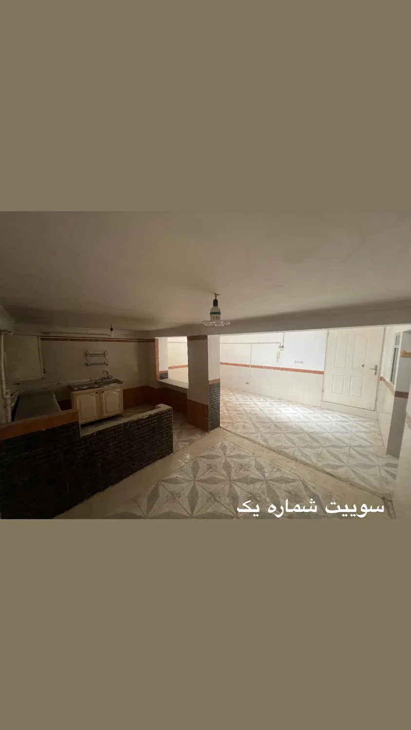دو واحد ۶۰ متری نیم طبقه ازادشهر فلکه سوم