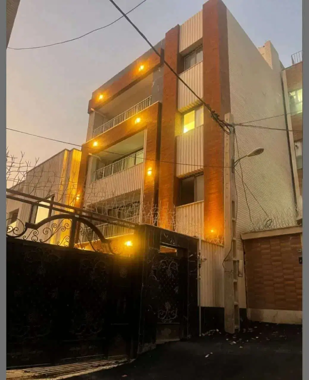 تهاتر یک ساختمان ۴ واحدی نوساز در اصفهان با تهران