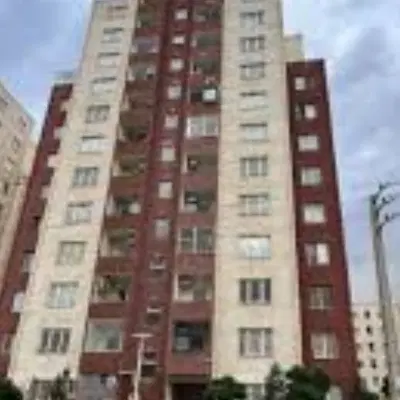 اجاره آپارتمان ۱۴۰ متری رضوانشهر