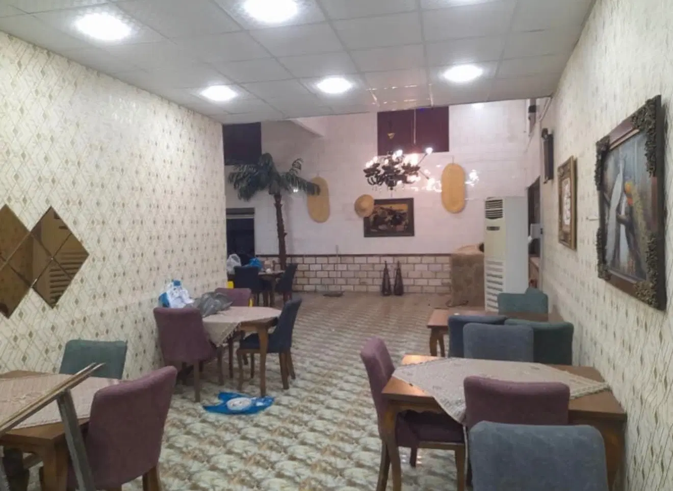 رستوران مجهزوآماده بهره‌برداری ۳۰۰ متری بلوار شهدا