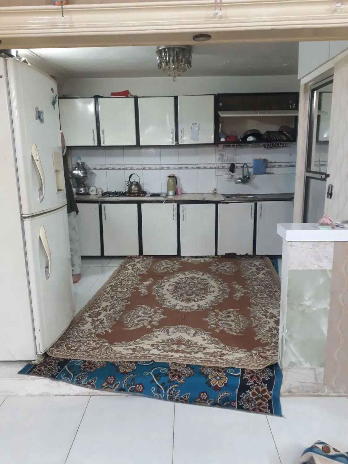 همکف فروشی