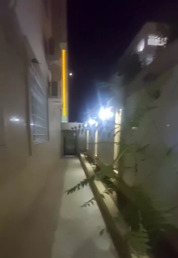 اپارتمان همکف رفسنجانی ۲۰