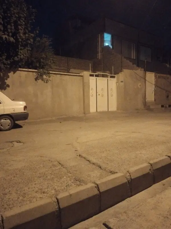 ساختمان ۱۱۰ متری ویلایی