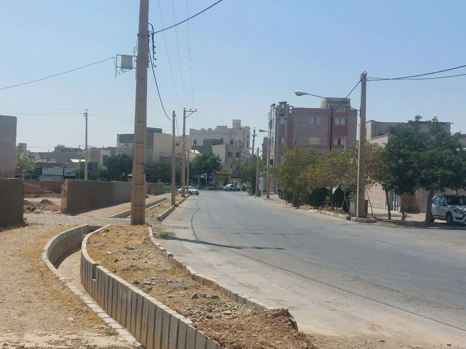 زمین نیستان ۲۰۰ متری