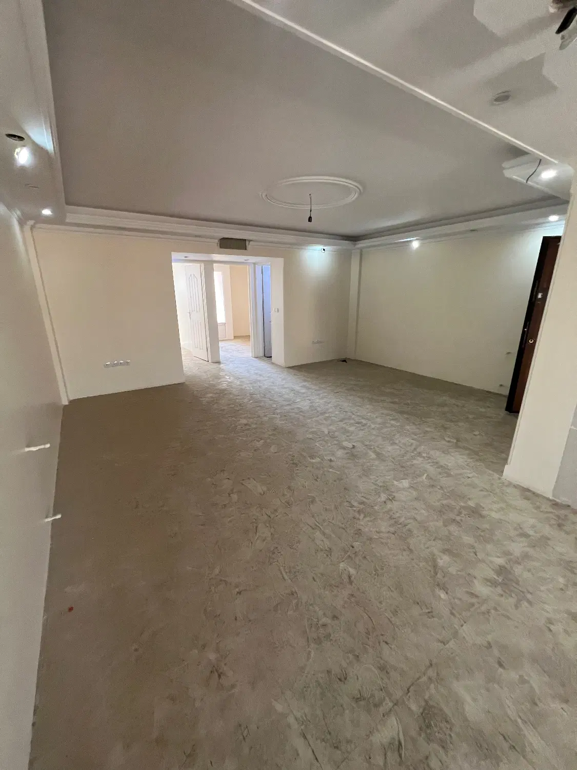 ۶۸ متر دوخواب  فول بازسازی