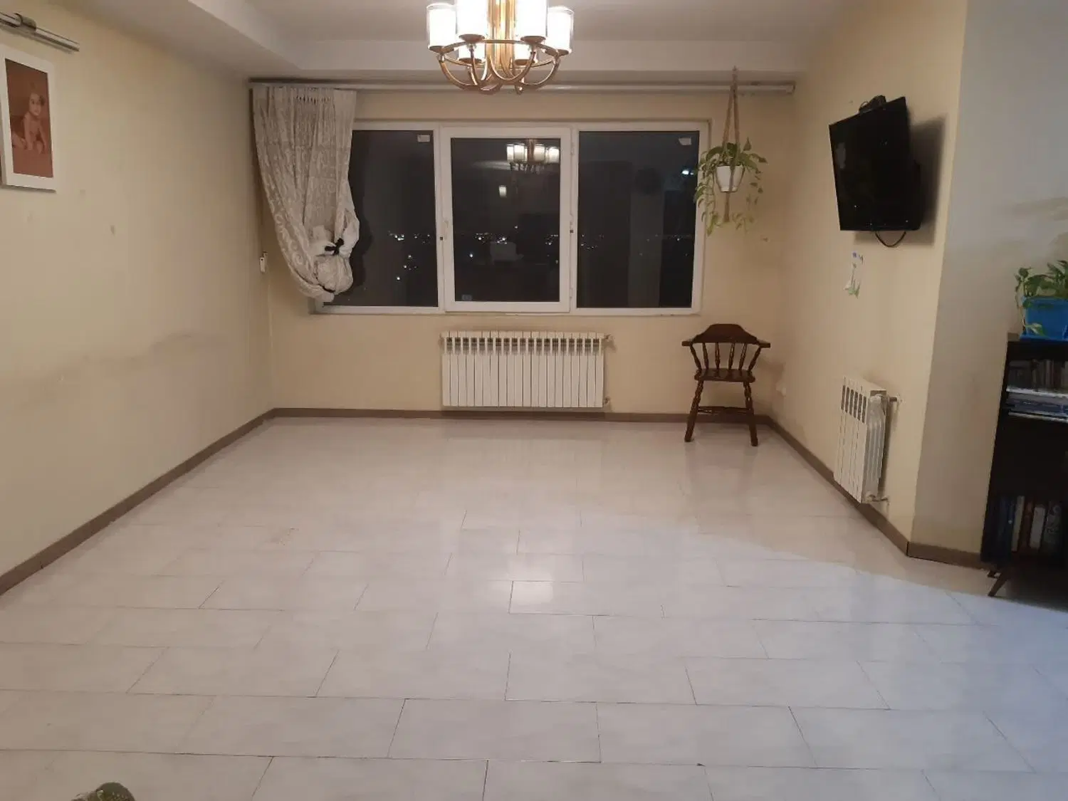 82 متری صادقیه مجتمع نیکان