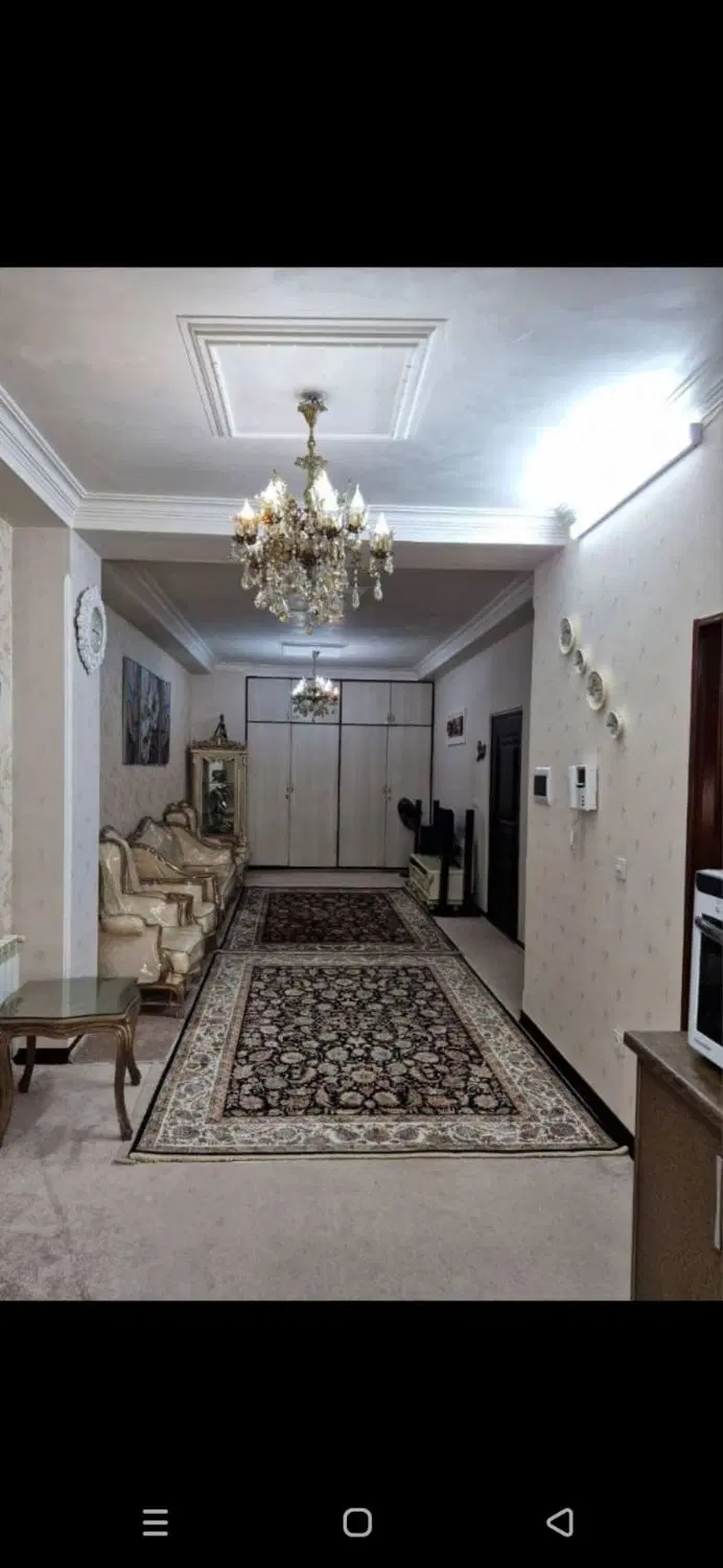 آپارتمان ۶۱ متری تک واحدی