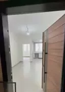آپارتمان ۴۵ متری کلید نخورده با پارکینگ و اسانسور