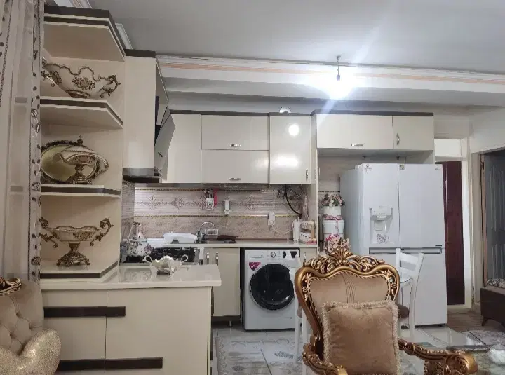 اپارتمان شیک و نقلی ارم منطقه ۴ شخصی ساز