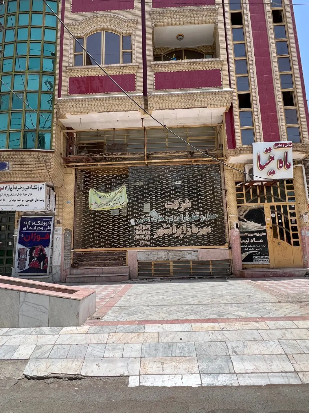 مغازه ۹۰متری بهترین مکان اجاره ای