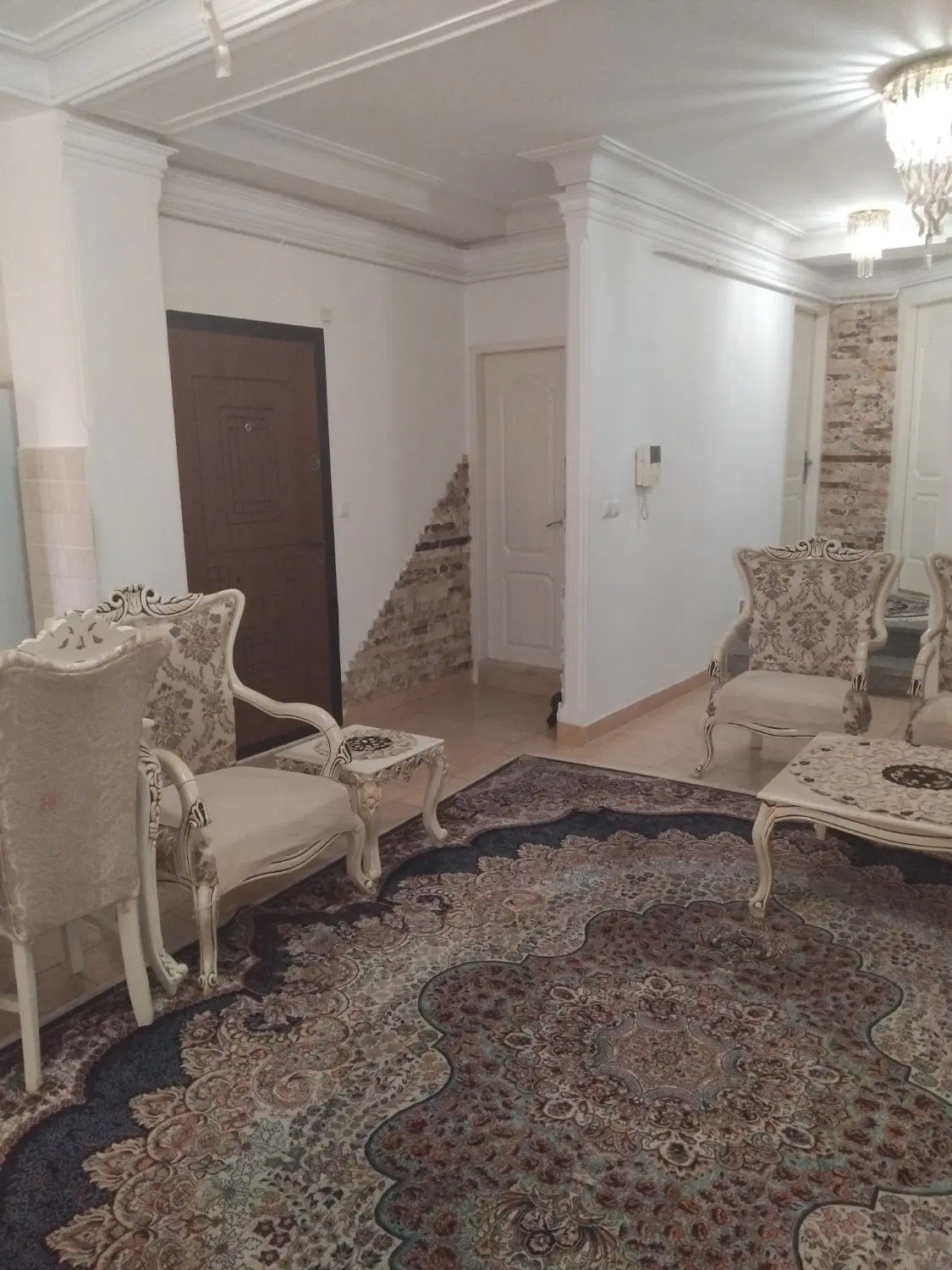 یک واحداپارتمان_ ۷۵متری_ دوخواب_رودباری
