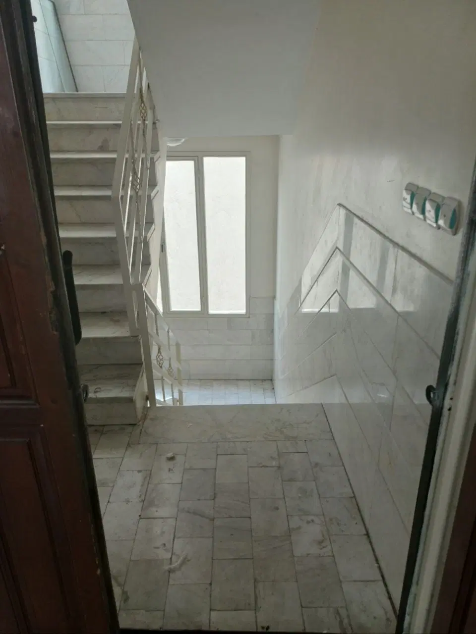 ۷۸متری باغ فرید دو خوابه