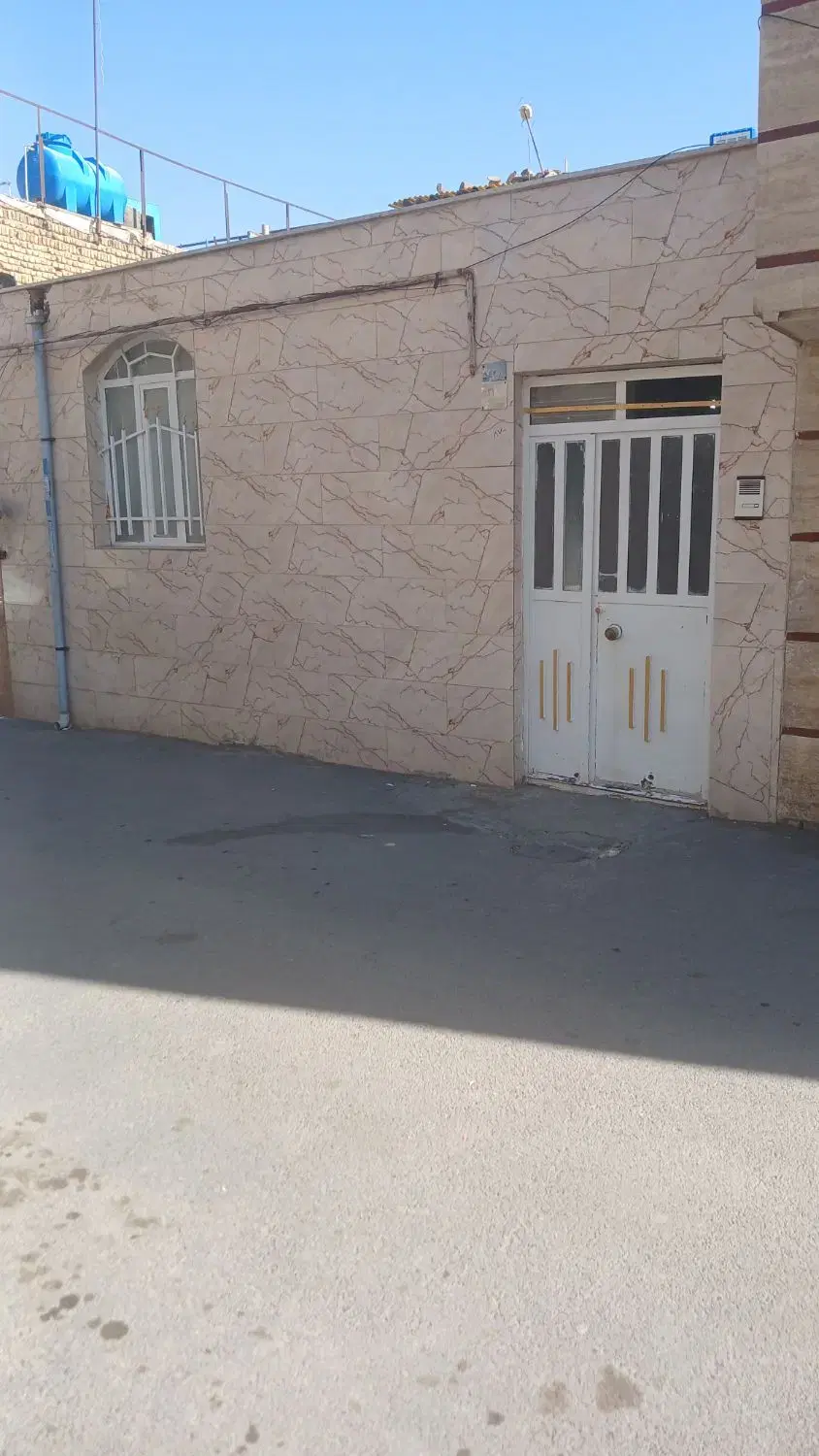 60 متر خانه ویلایی ،املاک مروتی
