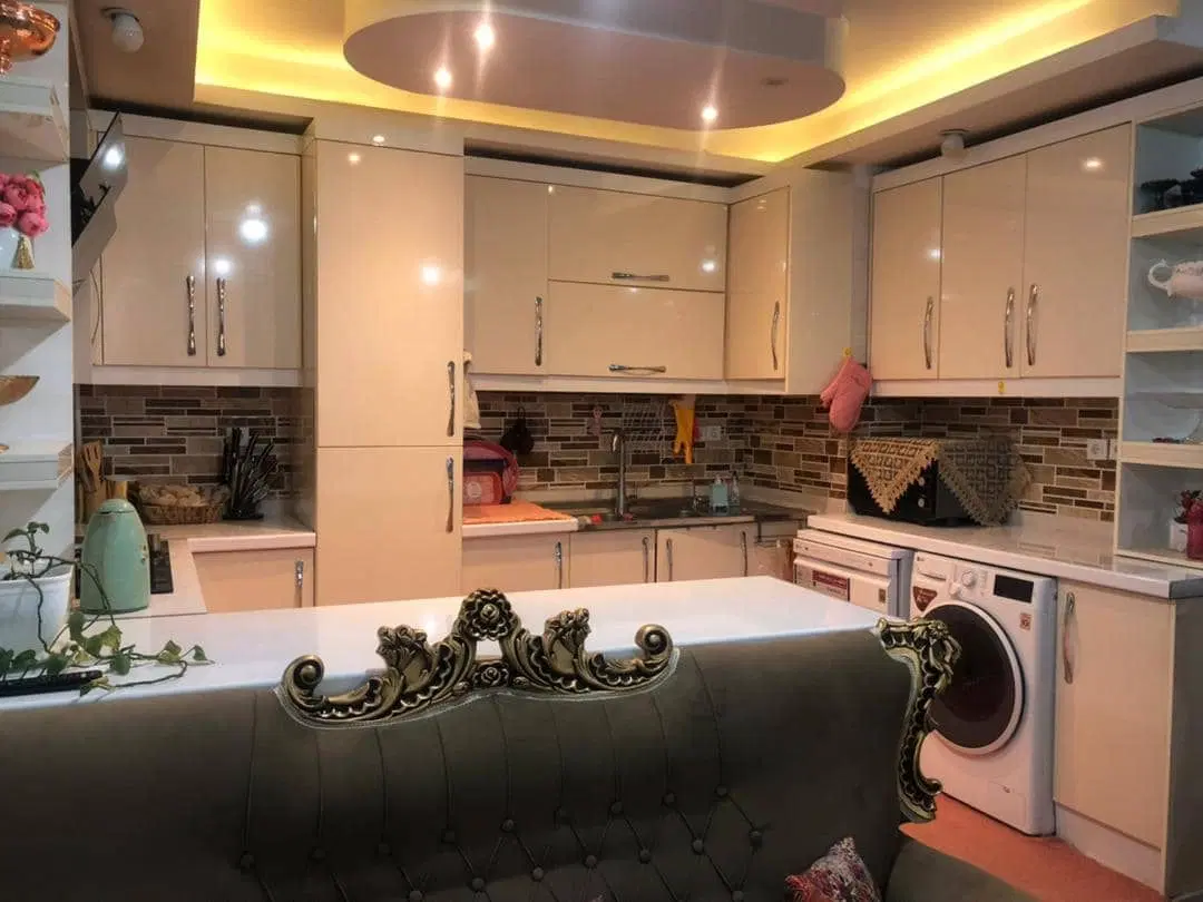 تاپ‌لوکیشن سپیدار ۸۵ متری خوش‌قیمت پارکینگ اختصاصی
