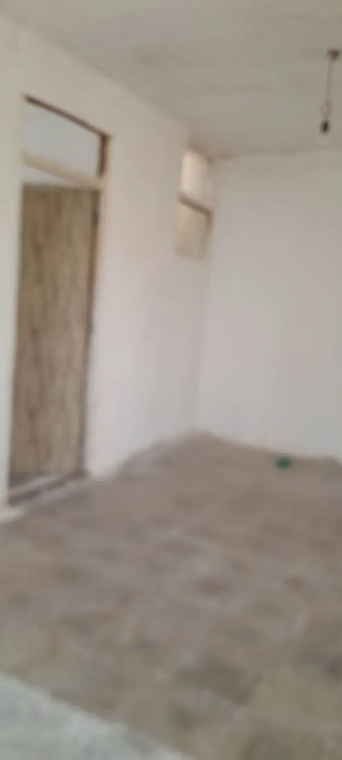 منزل مسکونی طبقه بالا و یک باب مغازه شهرستانی