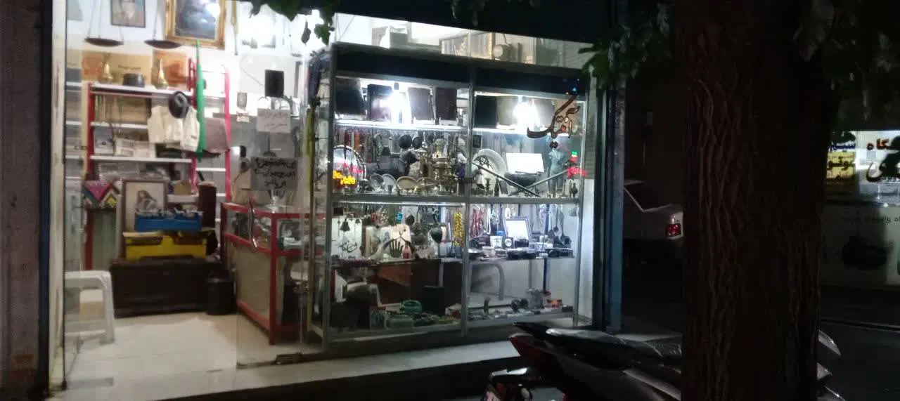 فروش مغازه ۲۳ متری کامل تجاری
