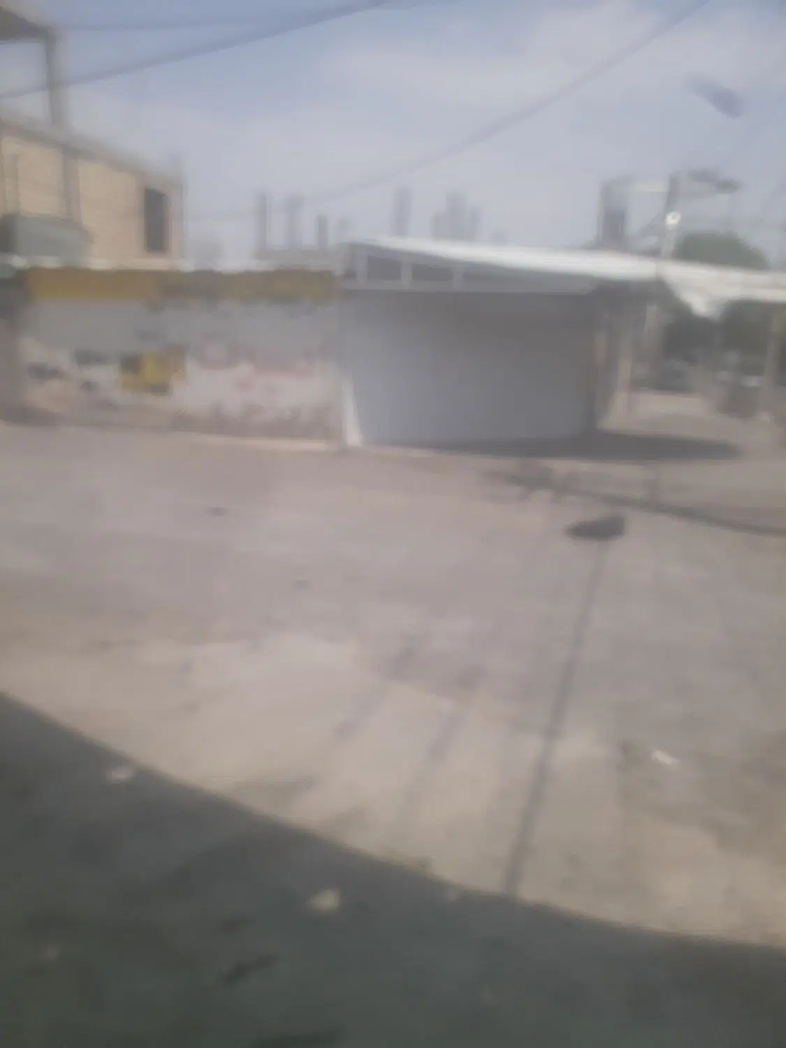 اجاره مغازه بین چهارراه برق و ایرانخودرو