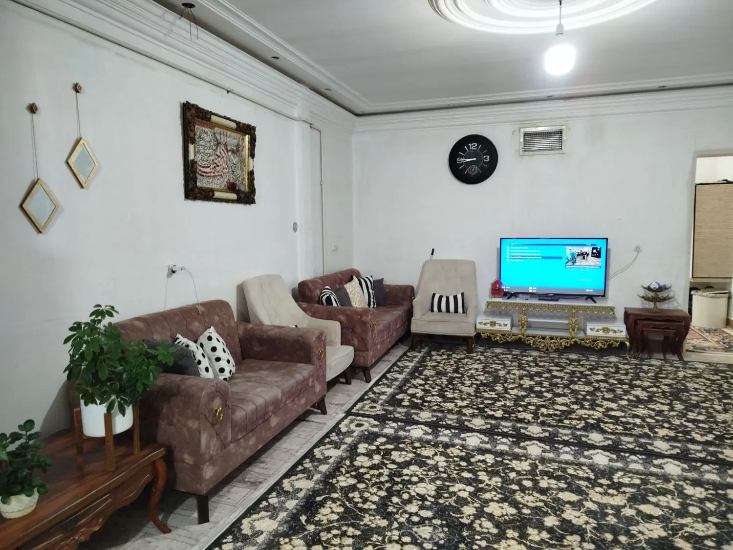 دو طبقه در پاپی خالدار