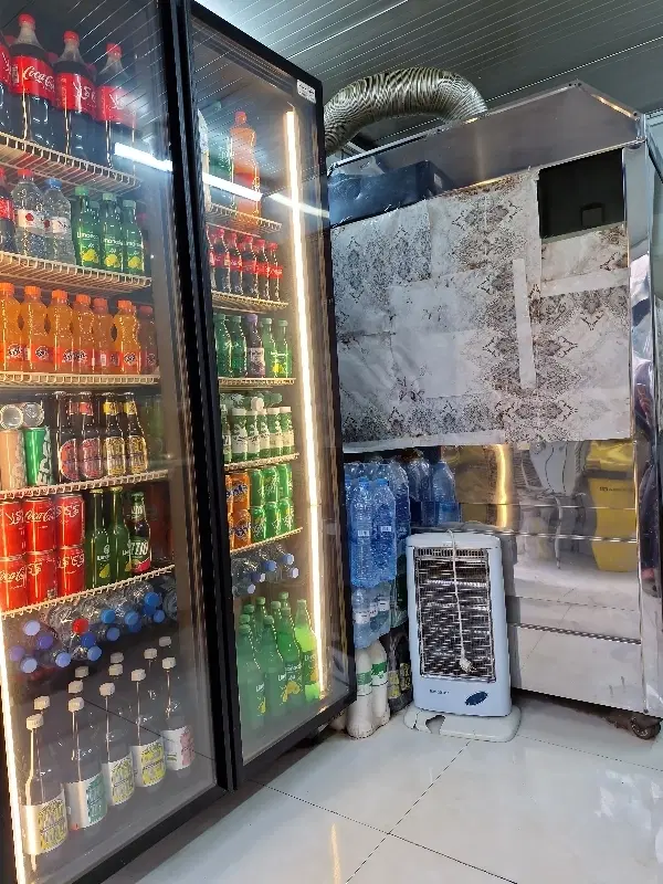فروش فست فودوسوپرمارکت درحال کار