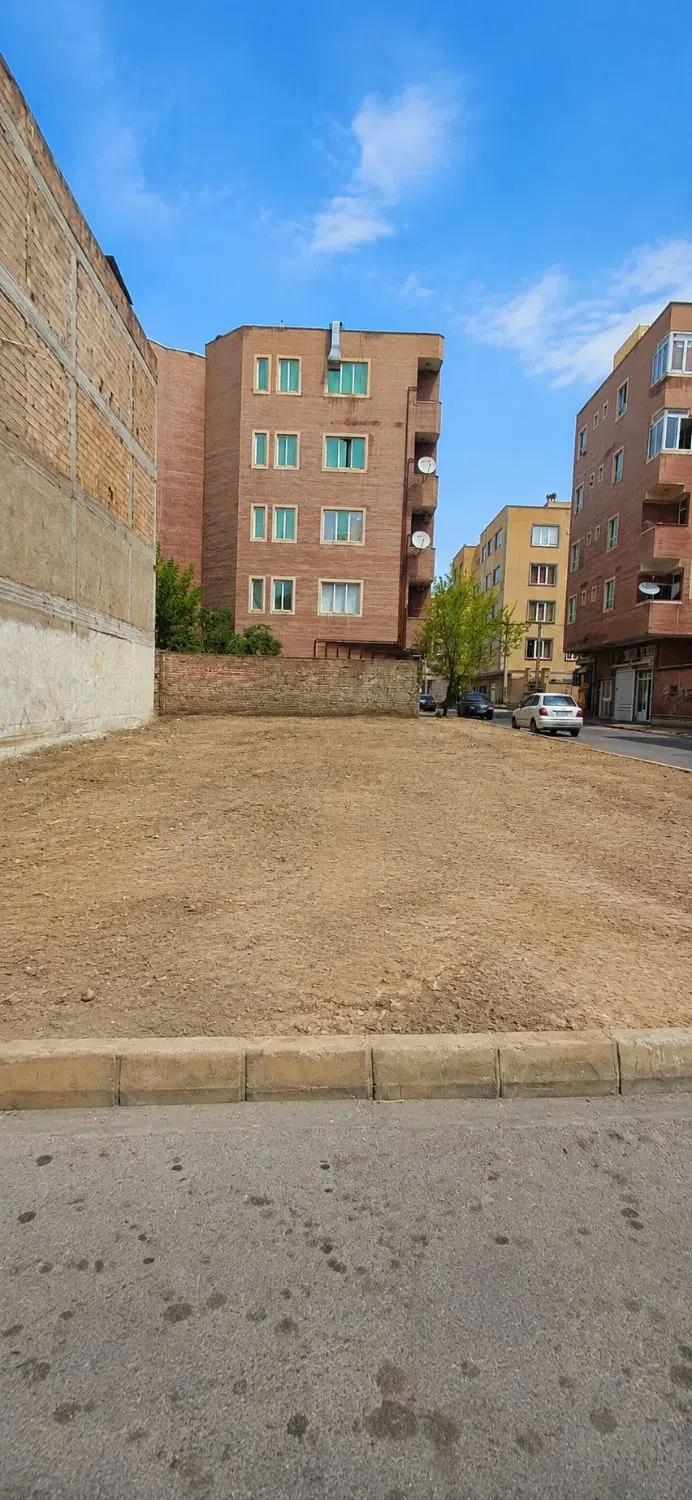 زمین دو نبش با پیش پروانه اندیشه