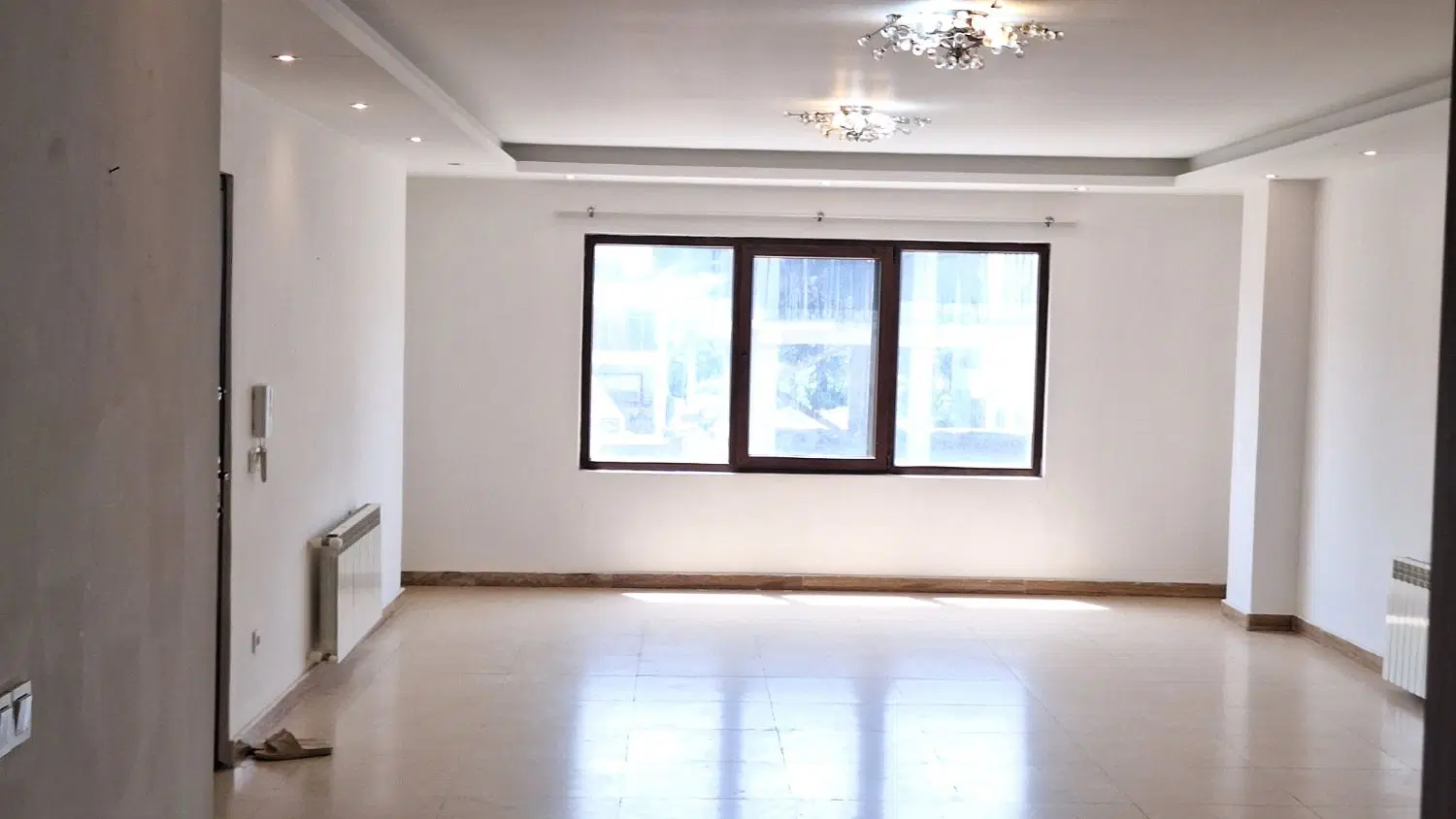 فروش آپارتمان ۱۲۵ متری_محوطه کاخ