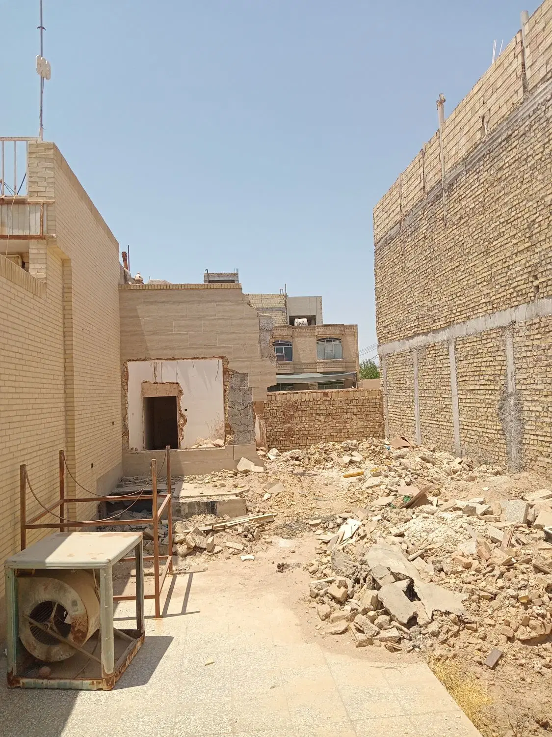 فروش زمین خ سلمان کوچه منبع آب