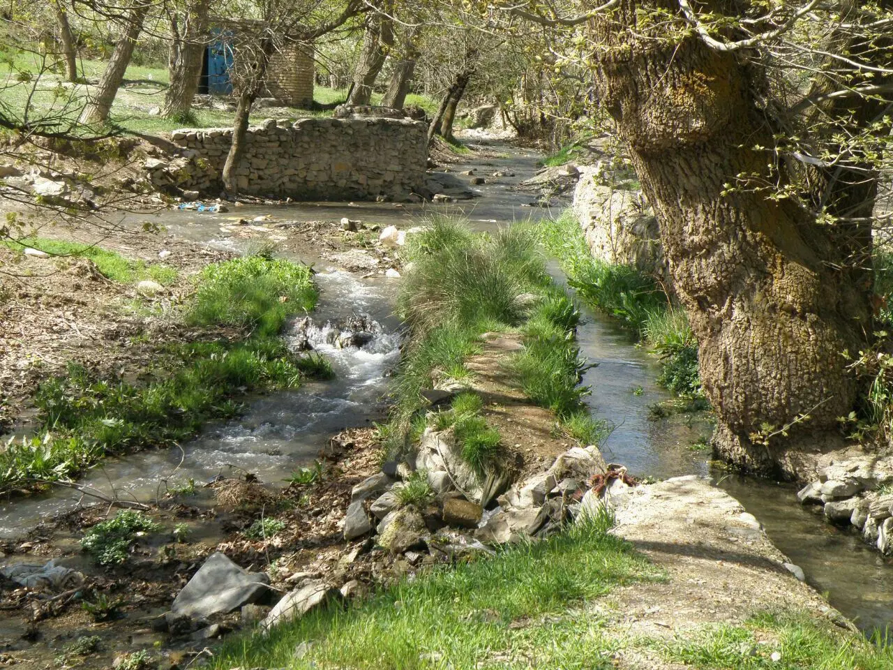700متر زمین مسکونی