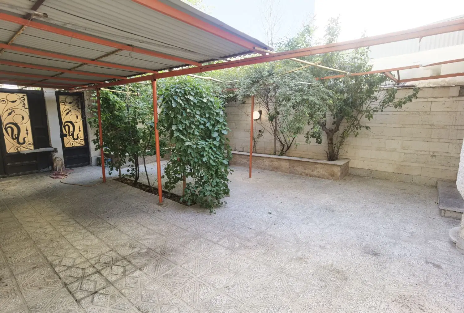 خانه شخصی ساز و باز سازی شده