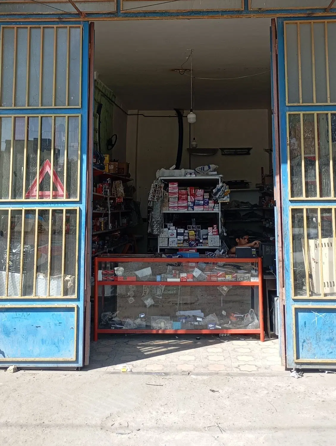 مغازه تجاری بلوار  کربلا