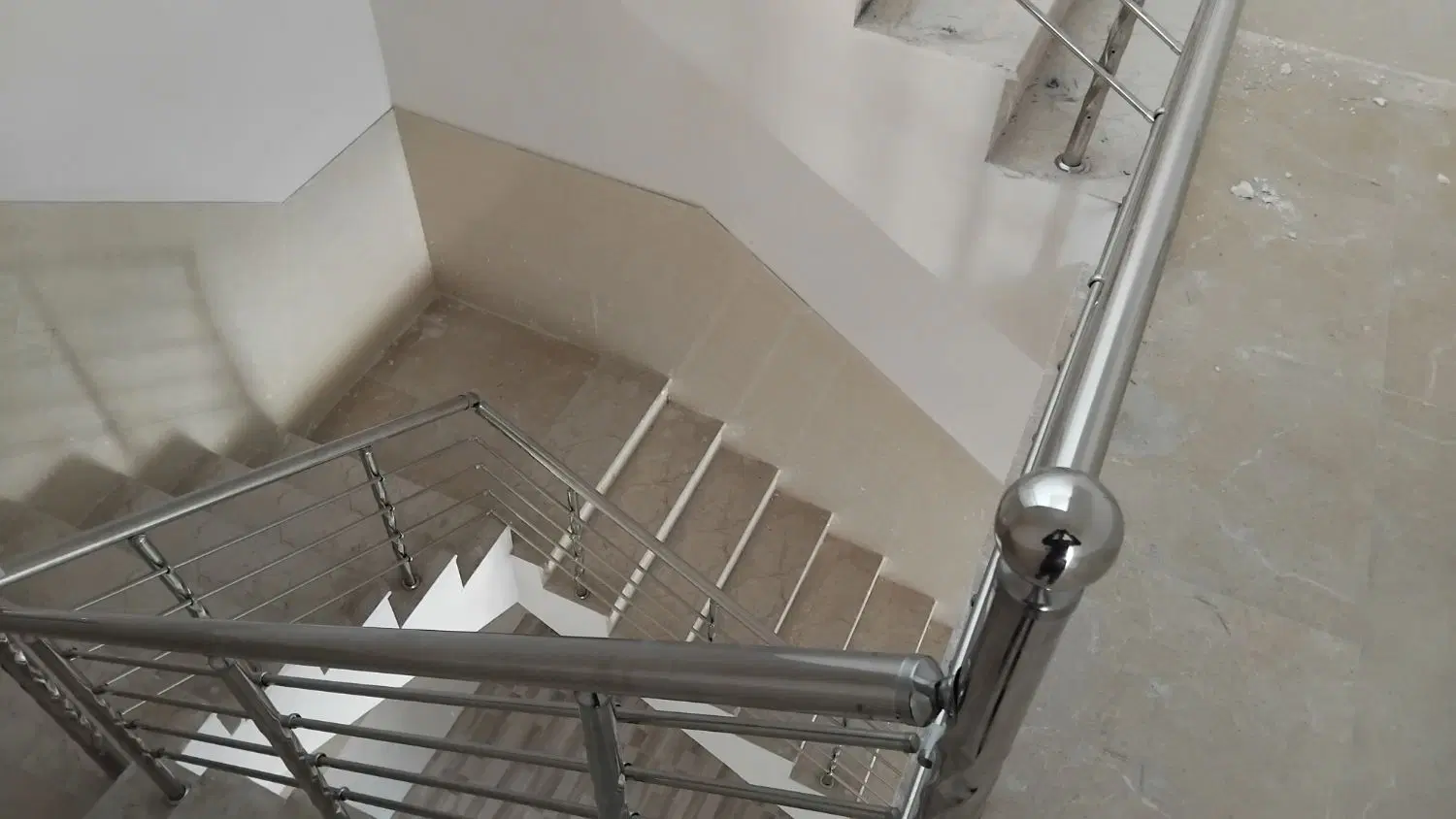 منزل مسکونی تجاری کانی دینار