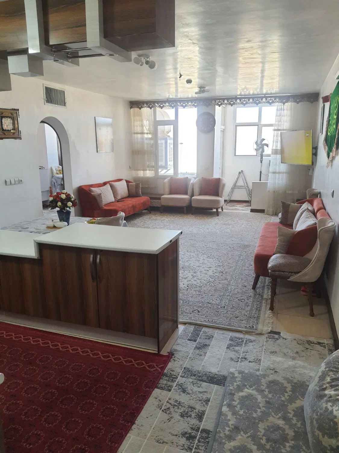 یک واحد آپارتمان زیبا در محیطی رویایی