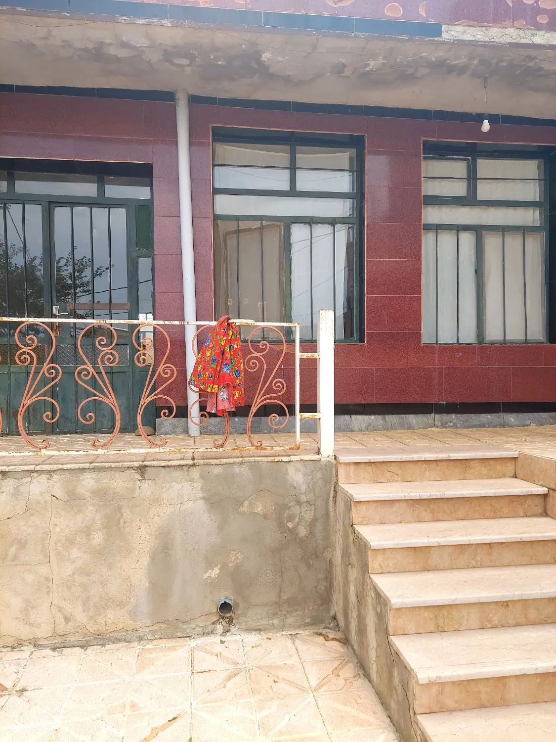 اجاره ۲۰۰متر ویلایی هلال احمر
