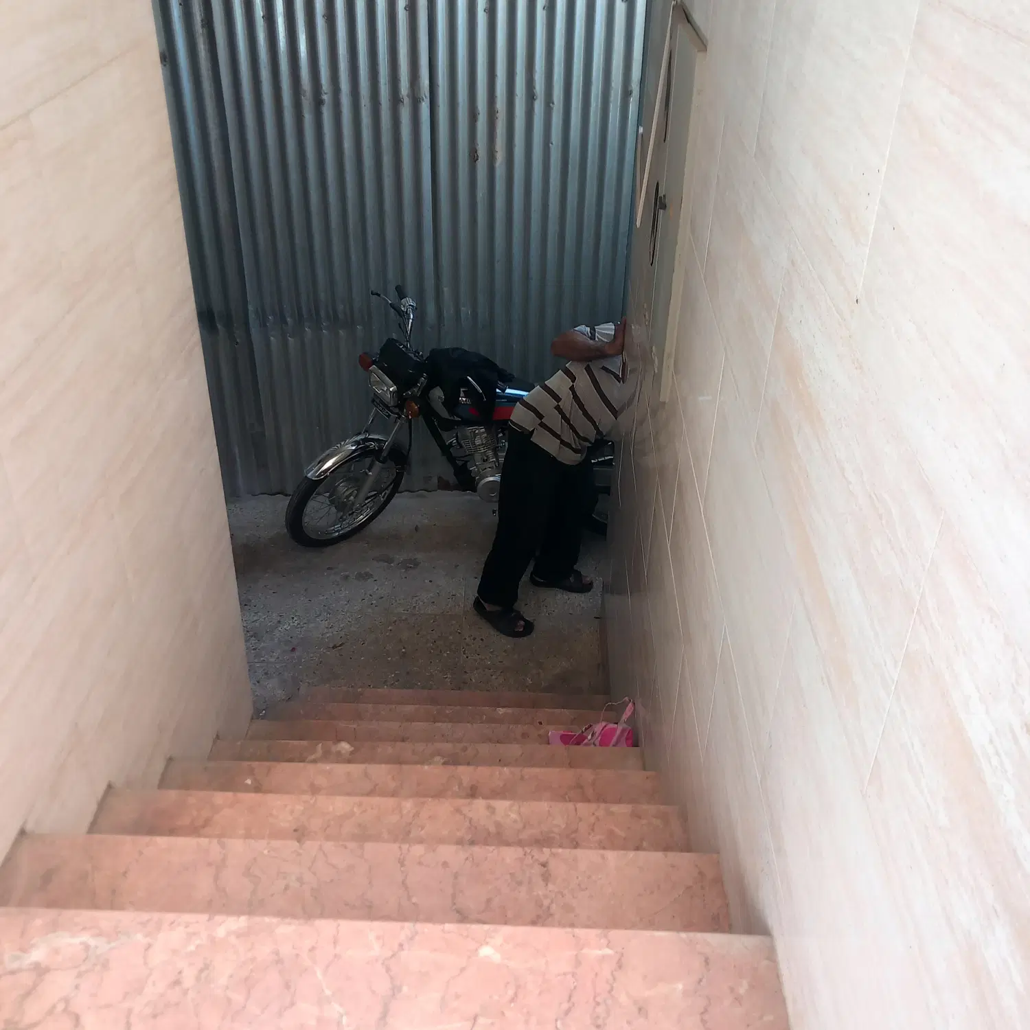 خونه نقلی ۶۰ متری