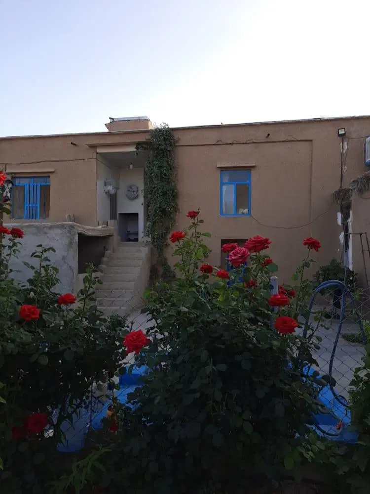 خانه باغ نور