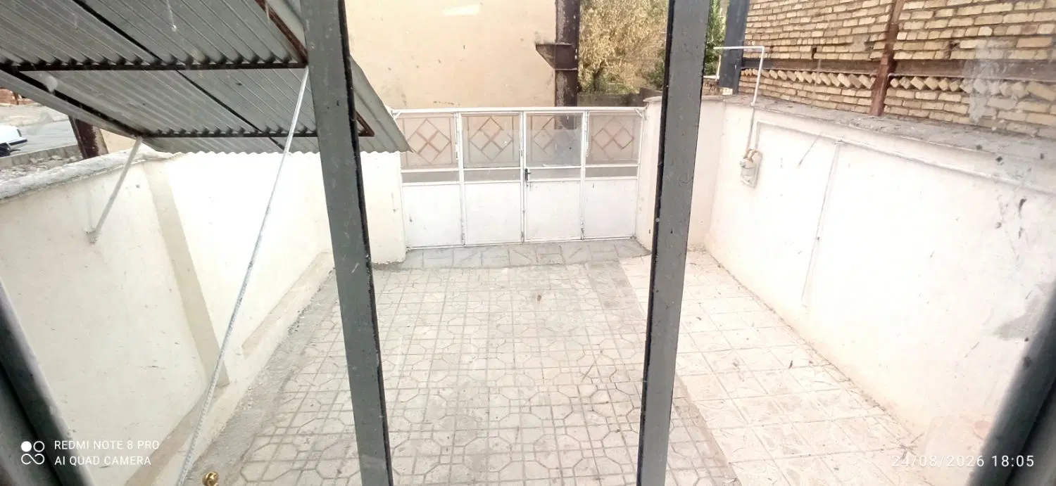 خانه دو طبقه مسکونی  جانوره *اسلامدشت*