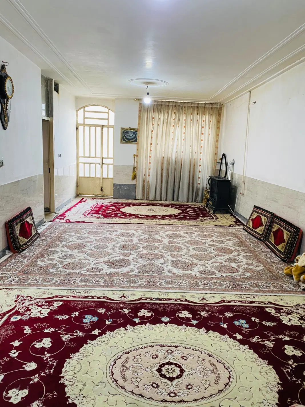 خانه ویلایی ۲۴۰ متر