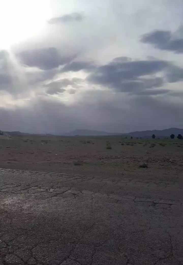 یک قطعه زمین در شهرستان ملارد(روستای محمود آباد)