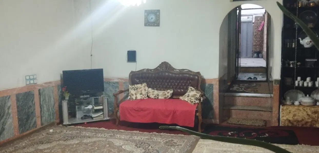 فروش فوری خانه در پشت ترمینال شمال دره گرم