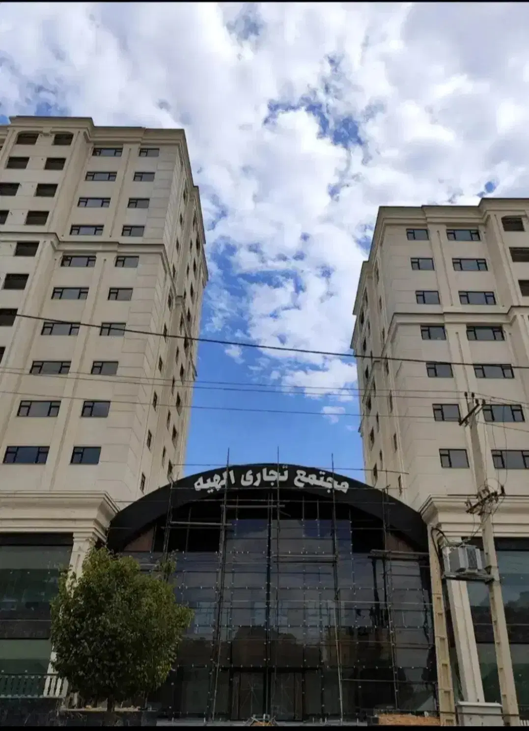فروش تجاری در قلب بازار طلافروشی صدرا