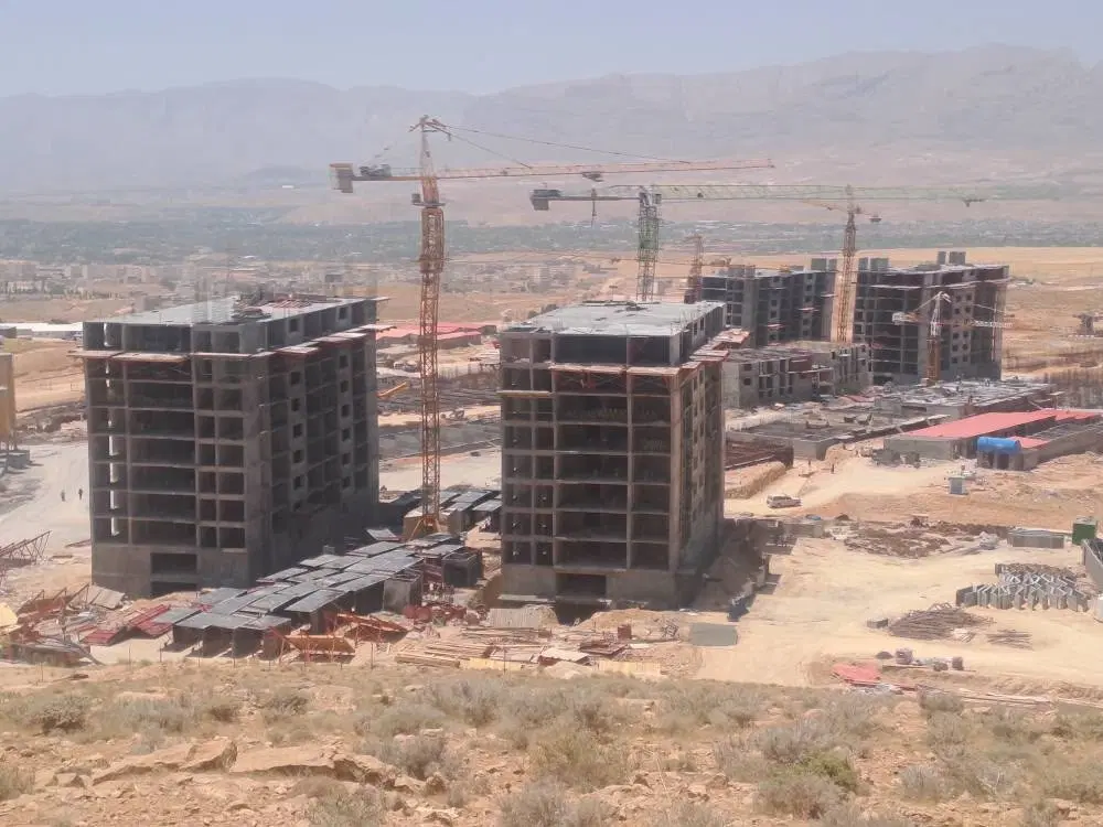 زمین 230 متری ساخت 4 سقف _ صدرا هوابرد
