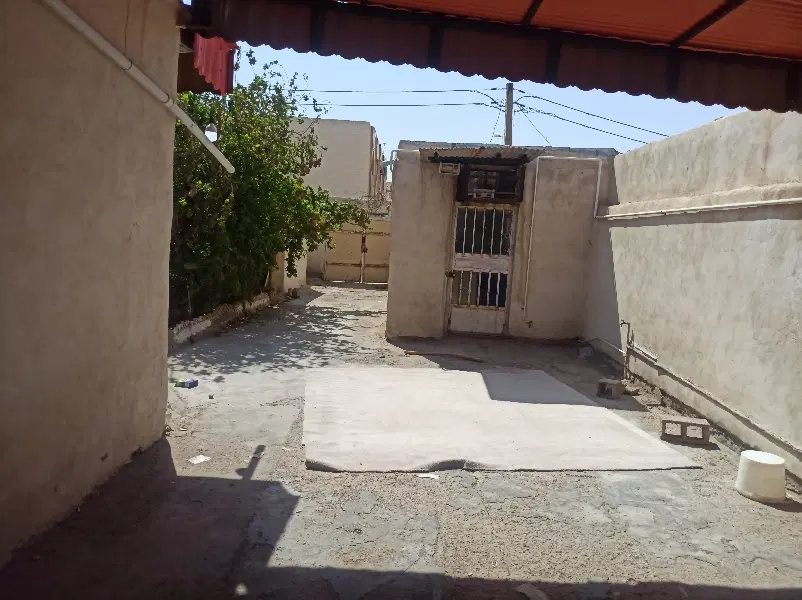 خانه قدیمی ساخت امیر آباد فاز2 پشت سی سی برگر