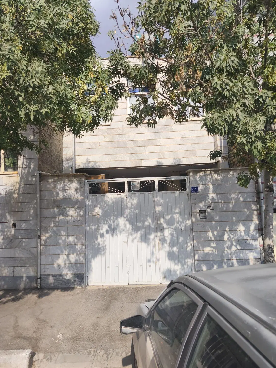 خانه دو کله بر
