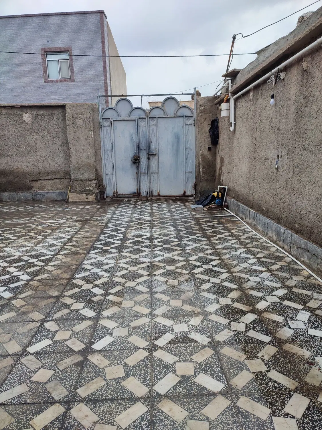 یکباب منزل ویلایی