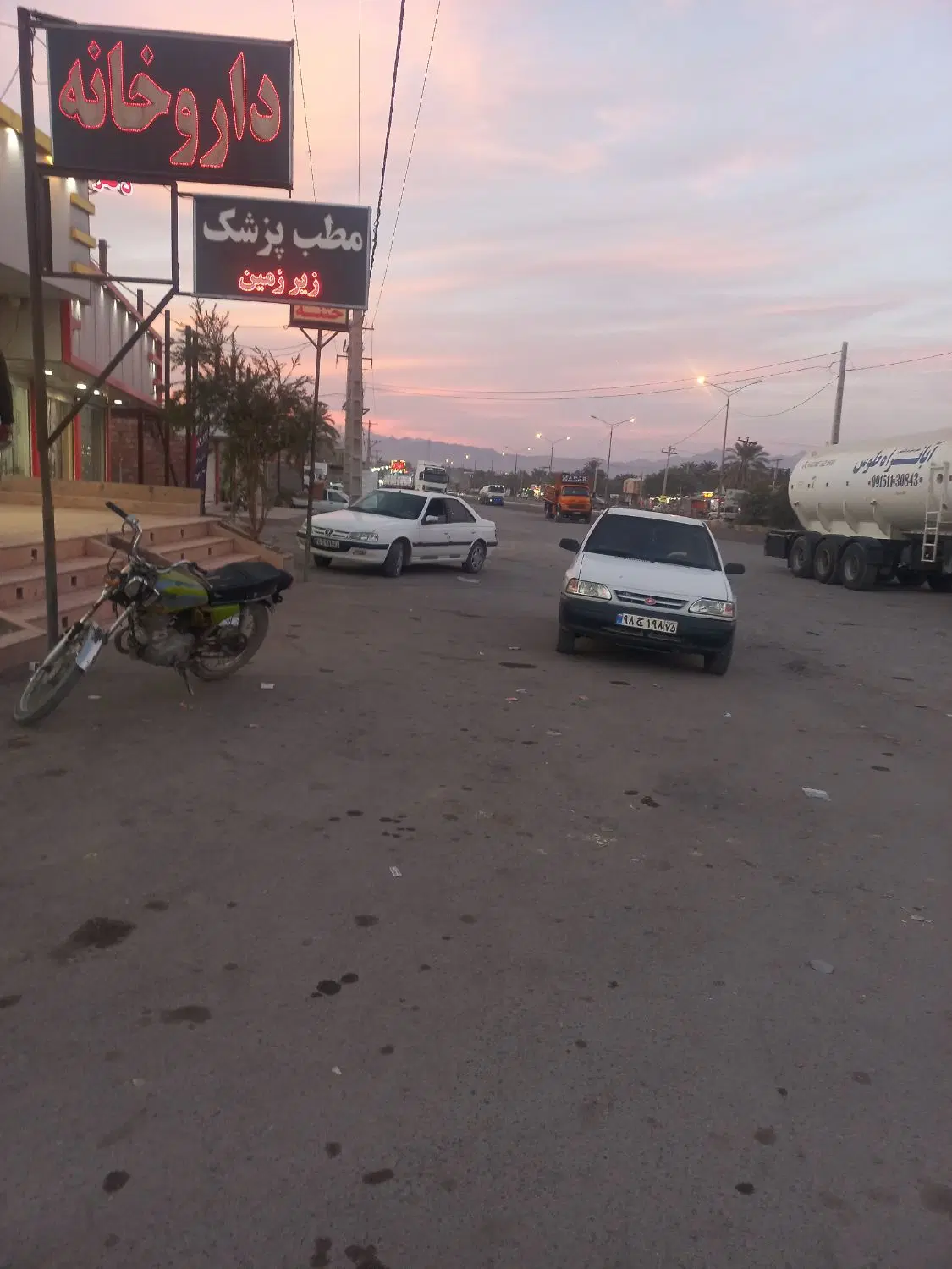 زمین نزدیک به جاده اصلی اتوبان خلیج فارس