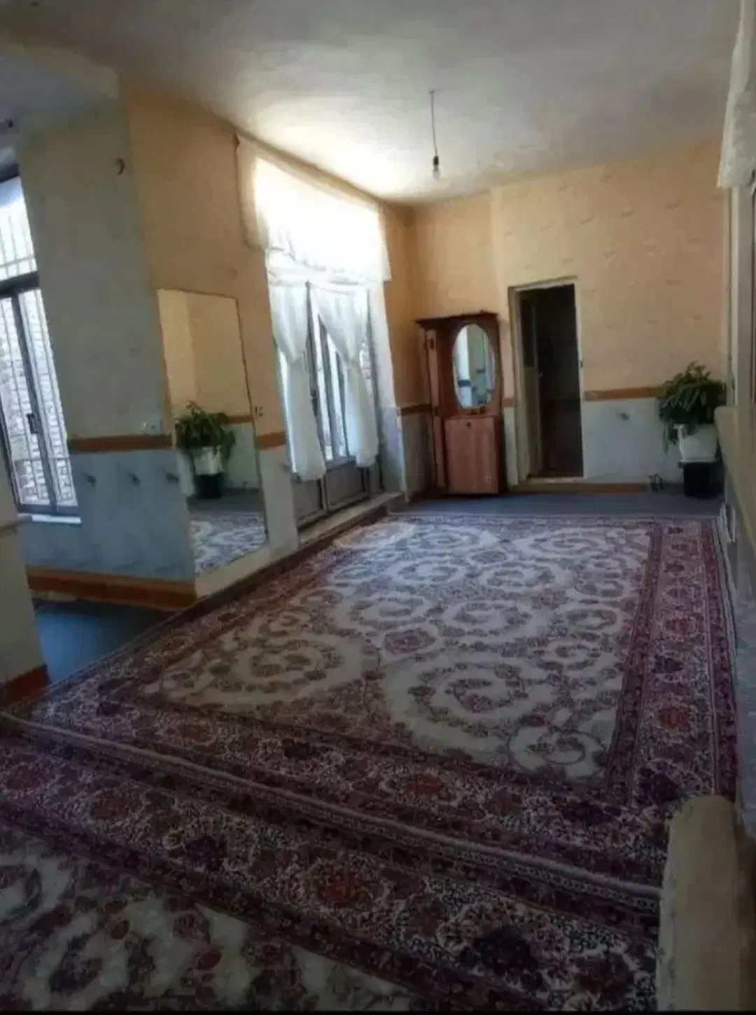 منزل ویلایی بلوار طاقبستان