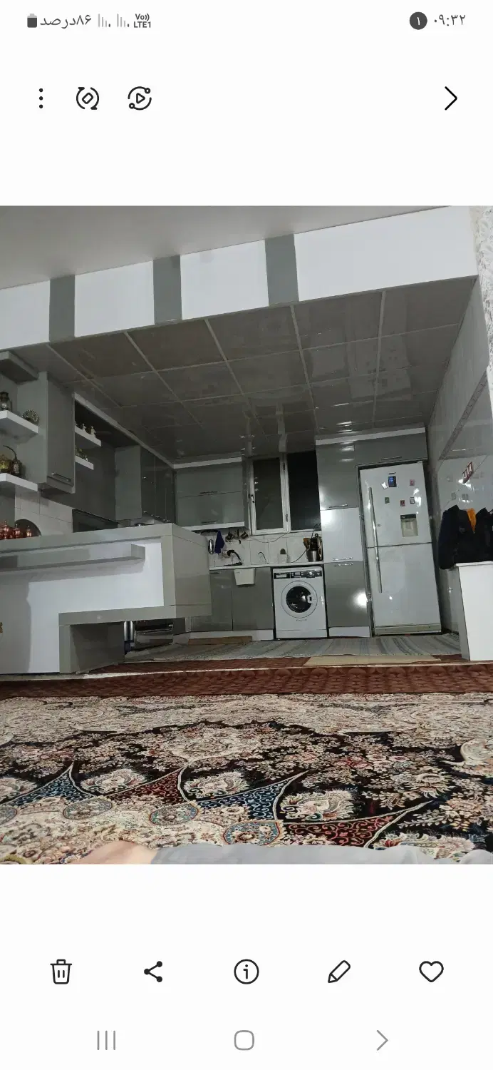 خانه مسکونی ویلای فول امکانات با دو مغازه